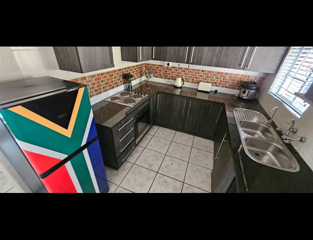 3 BEDROOM SECTIONAL TITLE FOR SALE IN SAFARI GARDENS